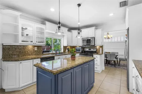 9261 SW 88th Terrace Miami FL 33176