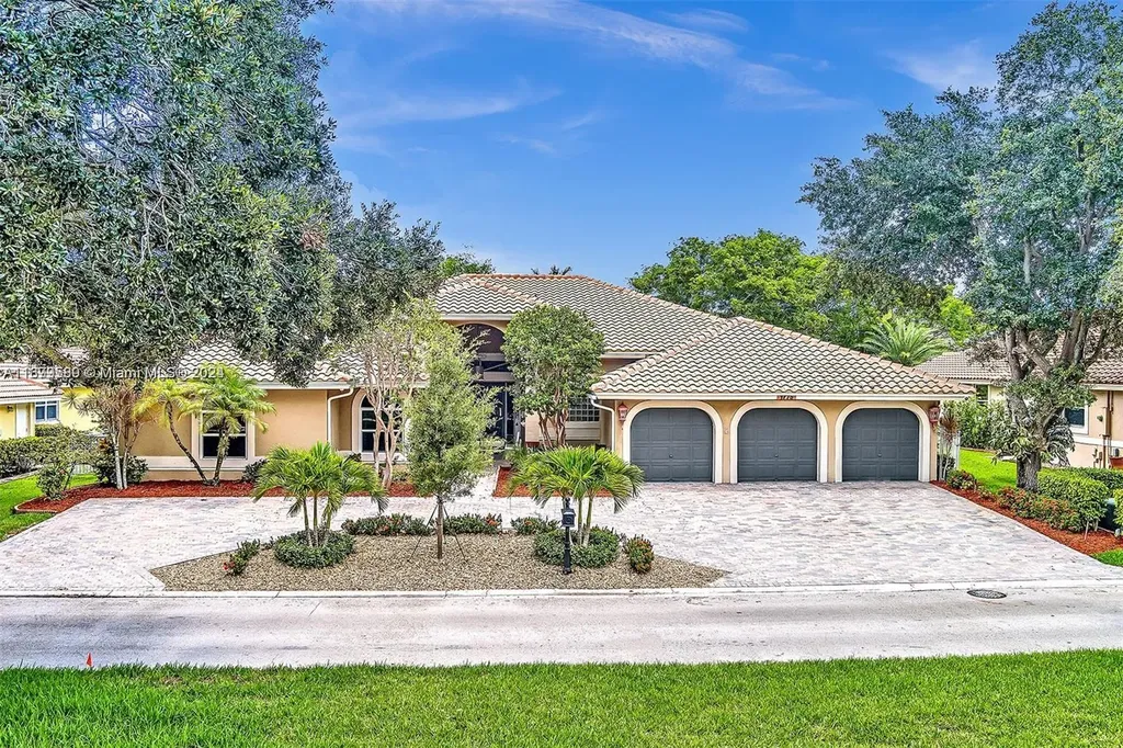 1775 W Eagle Trace Boulevard W Coral Springs FL 33071