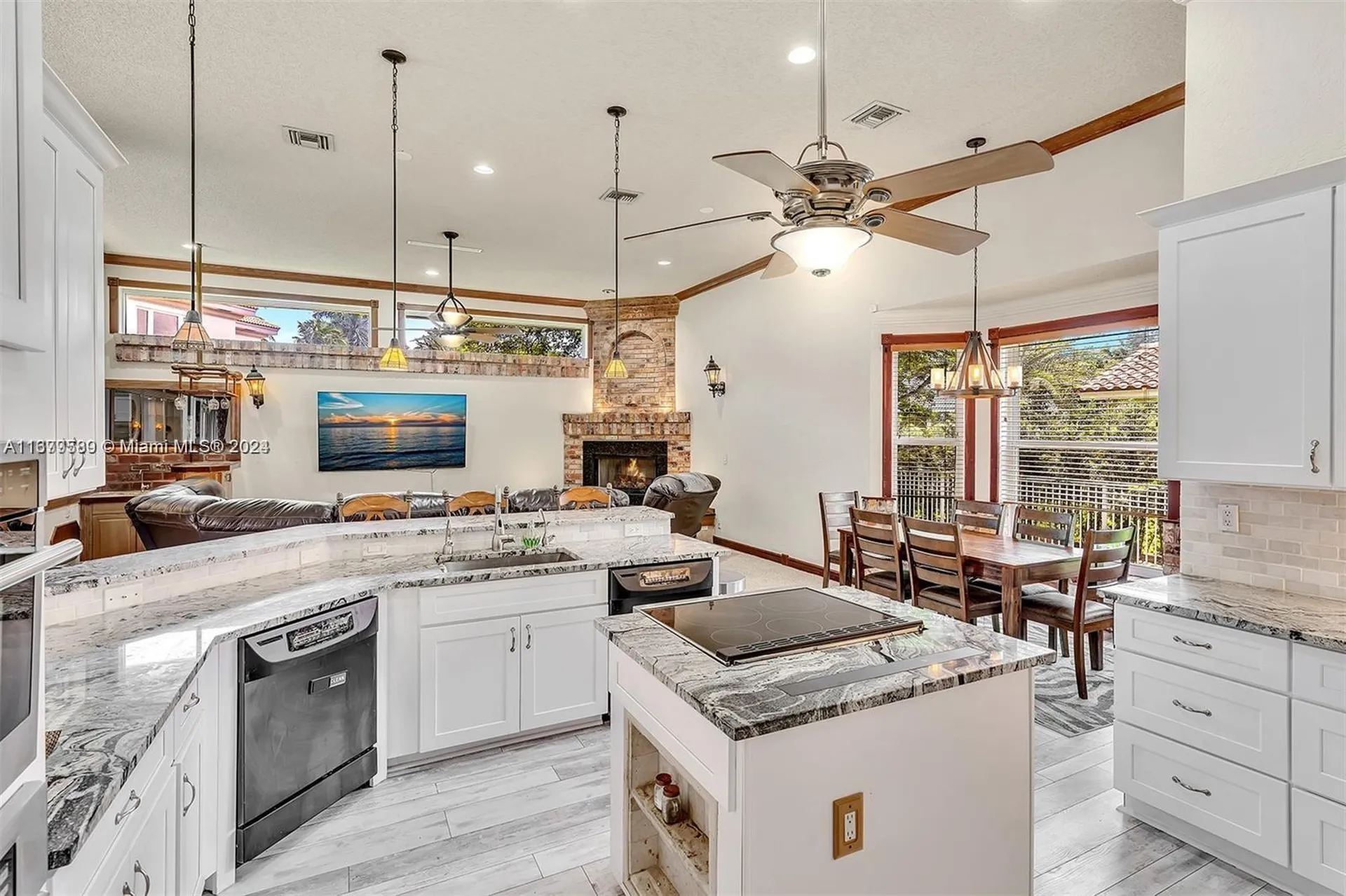 1775 W Eagle Trace Boulevard W Coral Springs FL 33071