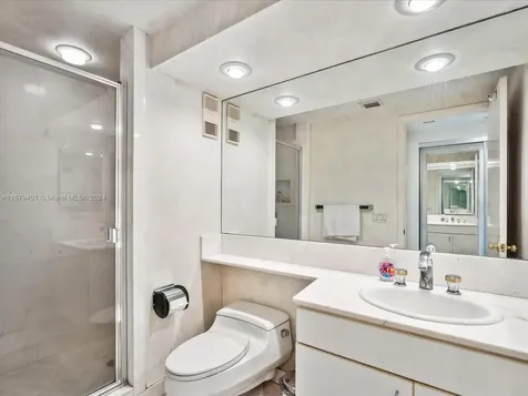2800 Island Boulevard Aventura FL 33160