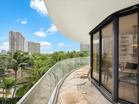2800 Island Boulevard Aventura FL 33160