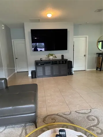 1585 NW 14th Terrace Homestead FL 33030