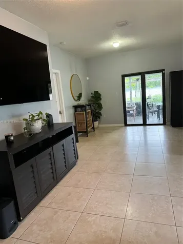 1585 NW 14th Terrace Homestead FL 33030