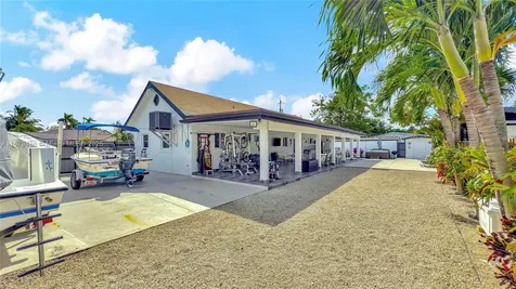 9901 SW 47th Street Miami FL 33165