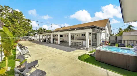 9901 SW 47th Street Miami FL 33165