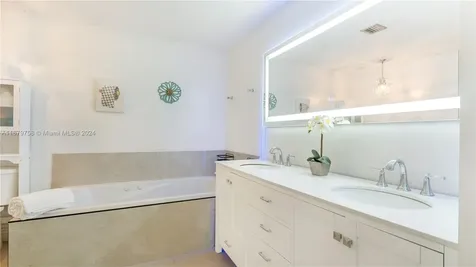 5244 NW 54th Street Coconut Creek FL 33073