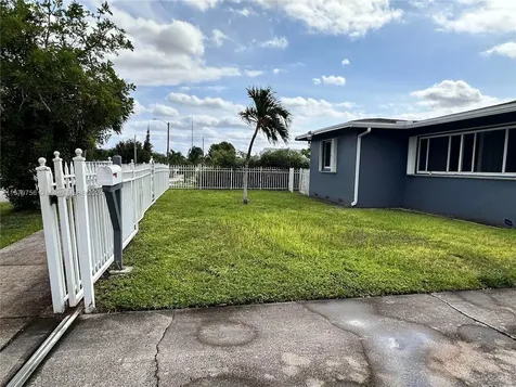 2828 Rodman Street Hollywood FL 33020