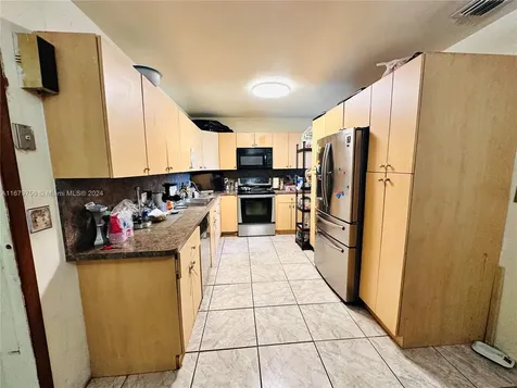 2828 Rodman Street Hollywood FL 33020