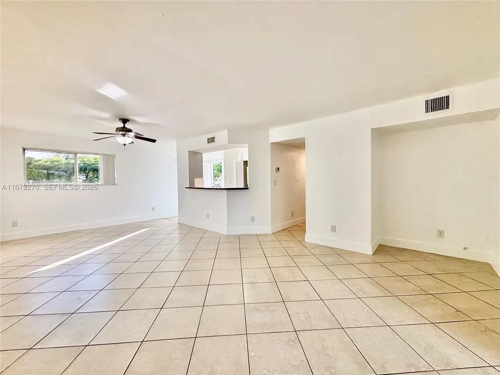 3405 NW 44th Street Oakland Park FL 33309
