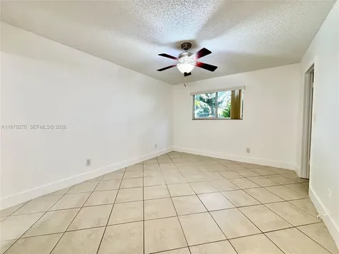 3405 NW 44th Street Oakland Park FL 33309