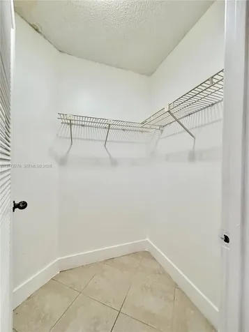 3405 NW 44th Street Oakland Park FL 33309
