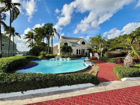 3405 NW 44th Street Oakland Park FL 33309