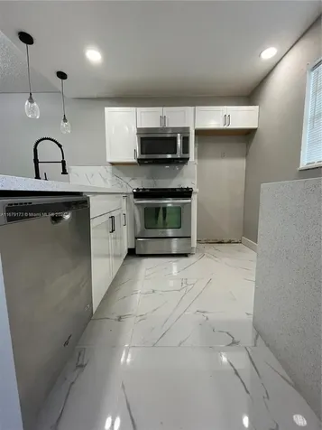 5102 NW 36th Street Lauderdale Lakes FL 33319