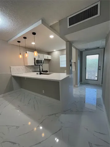 5102 NW 36th Street Lauderdale Lakes FL 33319