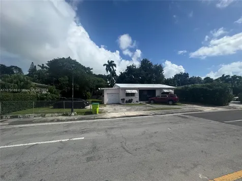 8635 N Miami Avenue El Portal FL 33150
