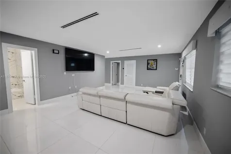 13550 SW 99th Place Miami FL 33176