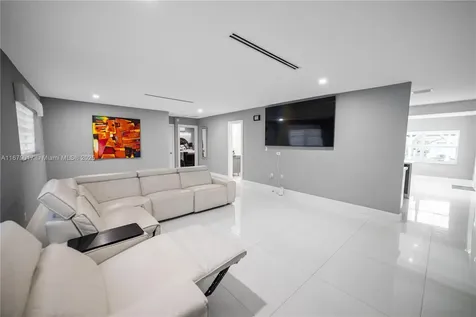 13550 SW 99th Place Miami FL 33176