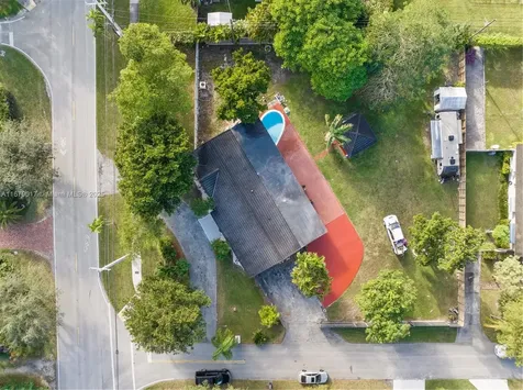13550 SW 99th Place Miami FL 33176
