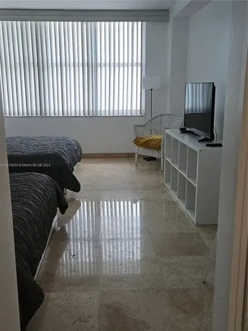 5601 Collins Avenue Miami Beach FL 33140