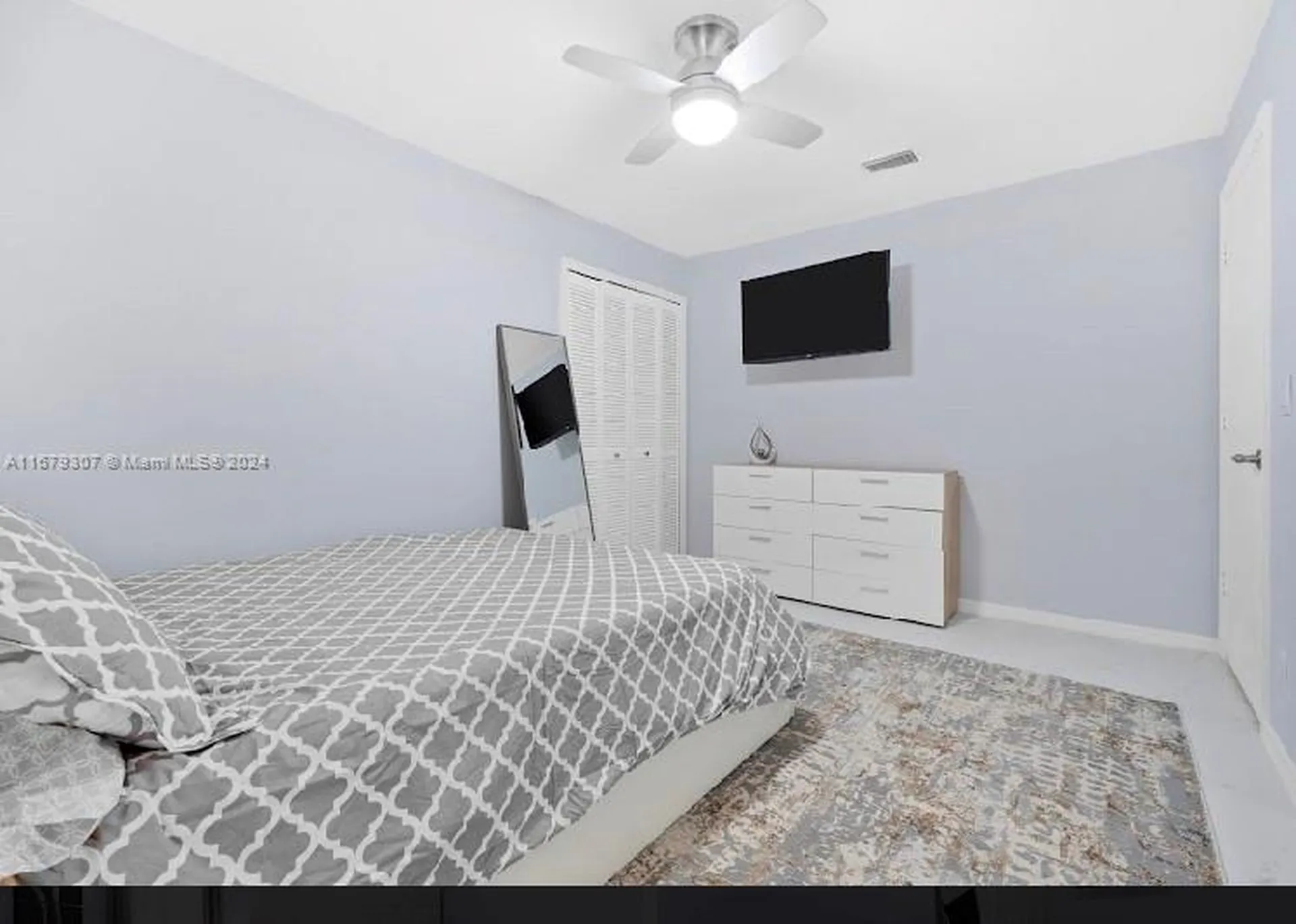 2002 Lake Breeze Court Wellington FL 33414