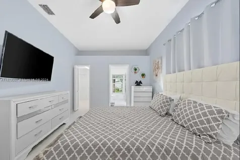 2002 Lake Breeze Court Wellington FL 33414
