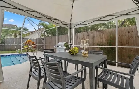2002 Lake Breeze Court Wellington FL 33414