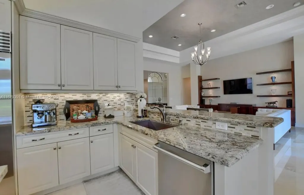 8775 Sydney Harbor Circle Delray Beach FL 33446