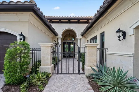 8775 Sydney Harbor Circle Delray Beach FL 33446