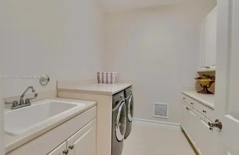 8775 Sydney Harbor Circle Delray Beach FL 33446