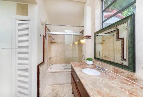 35 W Sunrise Avenue Coral Gables FL 33133