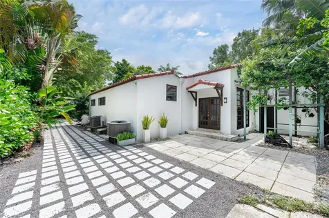 35 W Sunrise Avenue Coral Gables FL 33133