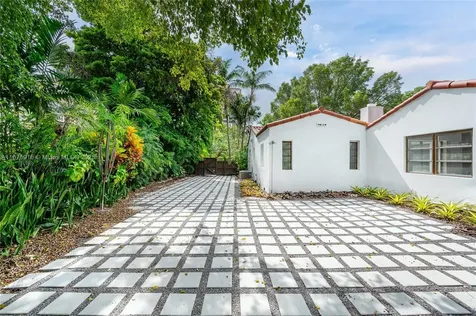 35 W Sunrise Avenue Coral Gables FL 33133