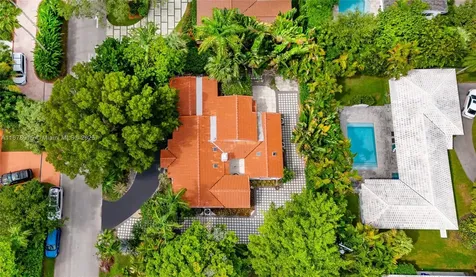 35 W Sunrise Avenue Coral Gables FL 33133