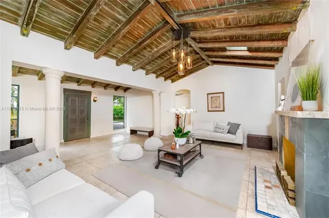 35 W Sunrise Avenue Coral Gables FL 33133