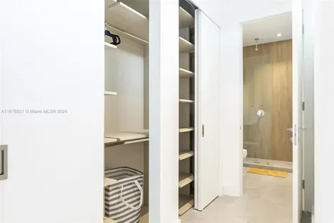 3110 Elizabeth Street Miami FL 33133