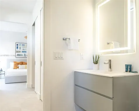 3110 Elizabeth Street Miami FL 33133