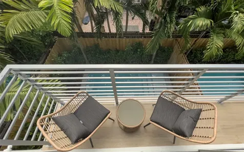 3110 Elizabeth Street Miami FL 33133
