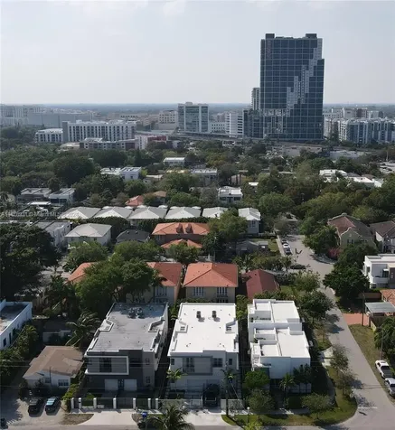 3110 Elizabeth Street Miami FL 33133