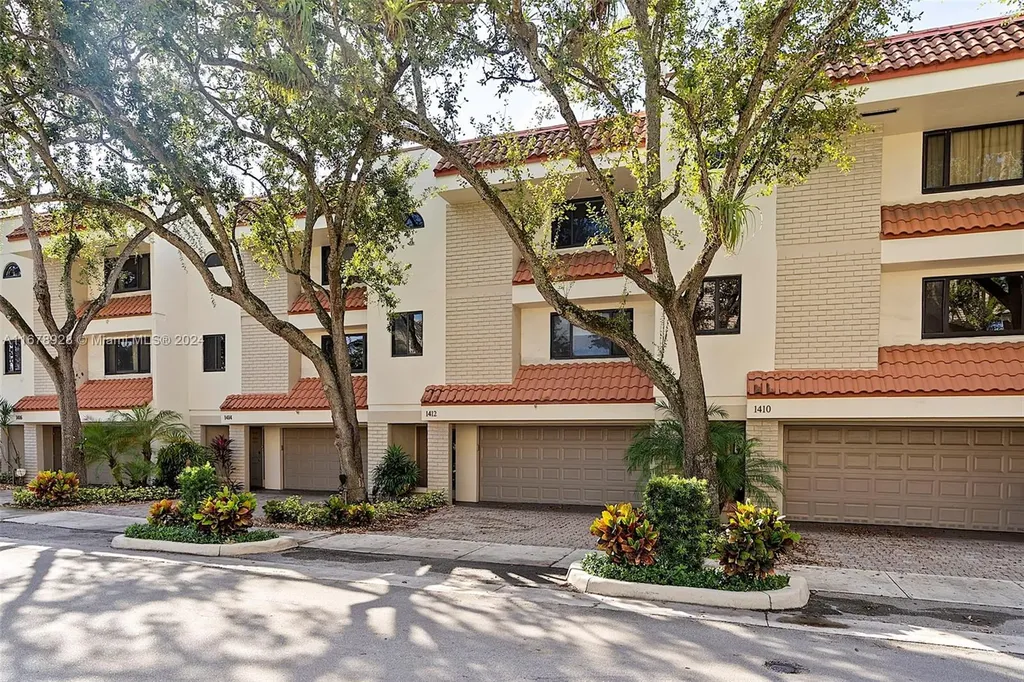 1412 NE 9th Street Fort Lauderdale FL 33304