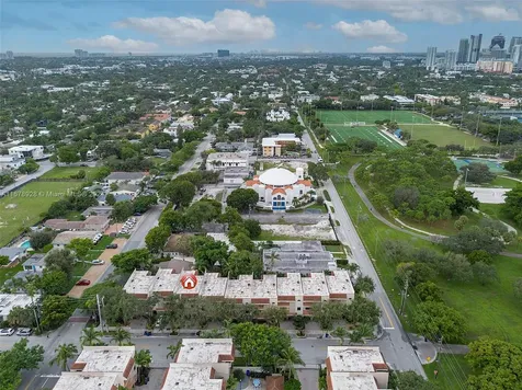 1412 NE 9th Street Fort Lauderdale FL 33304