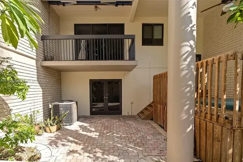 1412 NE 9th Street Fort Lauderdale FL 33304