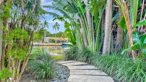 50 Island Drive Key Biscayne FL 33149
