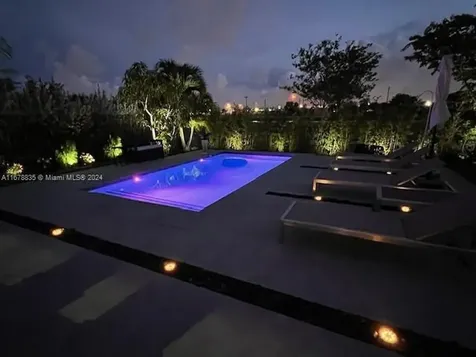 672 NE 191st Street Miami FL 33179