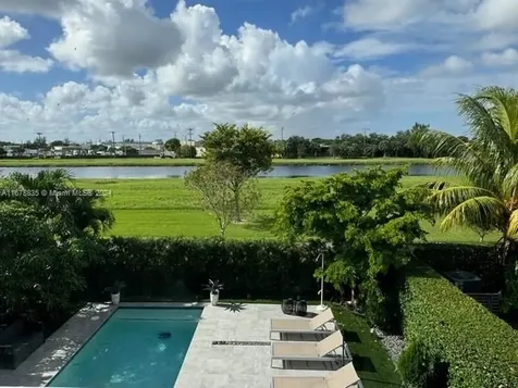 672 NE 191st Street Miami FL 33179