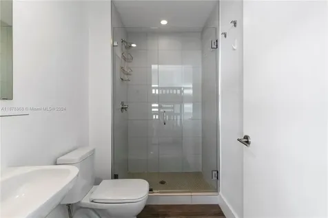2900 NE 7th Avenue Miami FL 33137