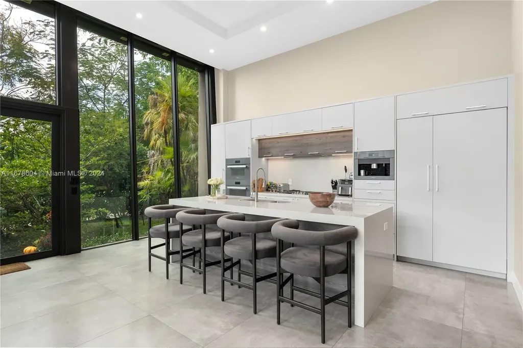 624 N Victoria Park Road Fort Lauderdale FL 33304