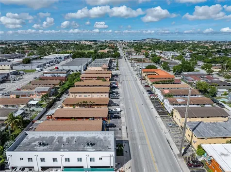 620 W 29th Street Hialeah FL 33012