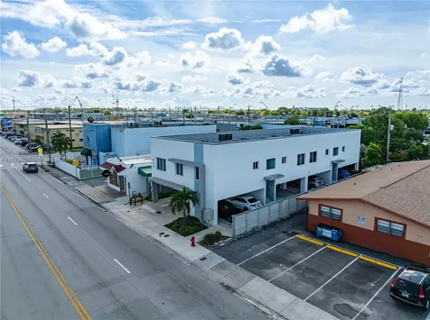620 W 29th Street Hialeah FL 33012