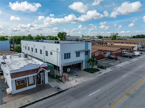 620 W 29th Street Hialeah FL 33012