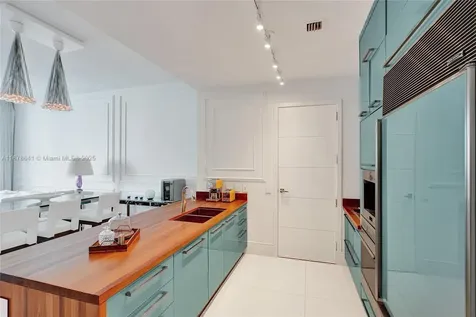 15811 Collins Avenue Sunny Isles Beach FL 33160